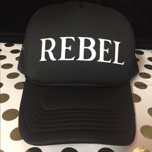 Trucker hat Rebel